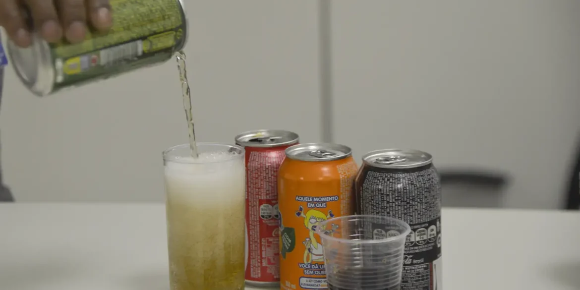 Fatores sociais empurram famílias para ultraprocessados, diz pesquisa