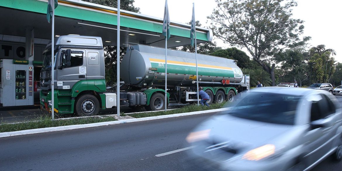 Mais de 80% dos estados aderem a subsídio a diesel importado
